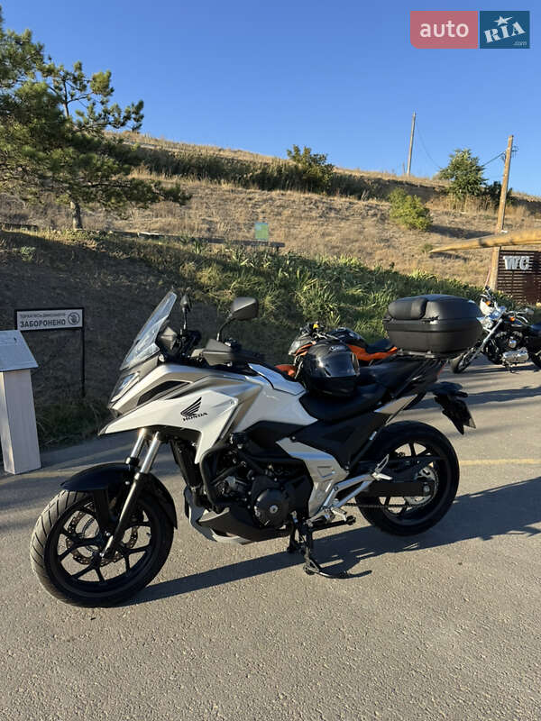 Мотоцикл Спорт-туризм Honda NC 750X 2023 в Одессе фото Мотоцикл Спорт-туризм Honda NC 750X 2023 в Одессе