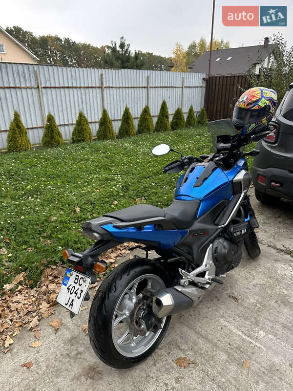 Мотоцикл Спорт-туризм Honda NC 750X 2016 в Киеве фото 2 Мотоцикл Спорт-туризм Honda NC 750X 2016 в Киеве