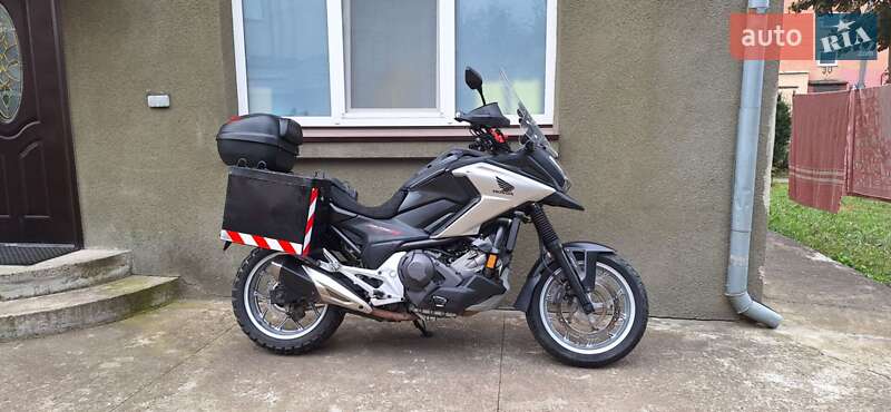 Мотоцикл Многоцелевой (All-round) Honda NC 750XA 2017 в Черновцах