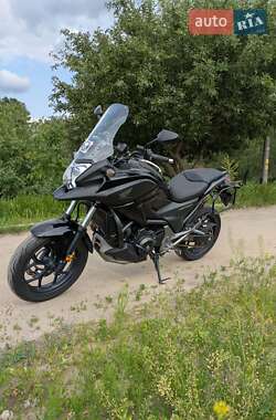 Мотоцикл Многоцелевой (All-round) Honda NC 750XA 2014 в 