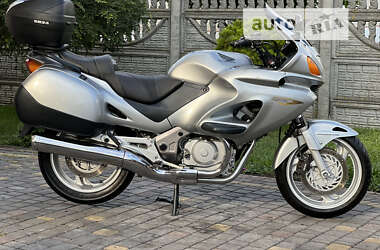 Мотоцикл Туризм Honda NT 650V Deauville 2004 в 