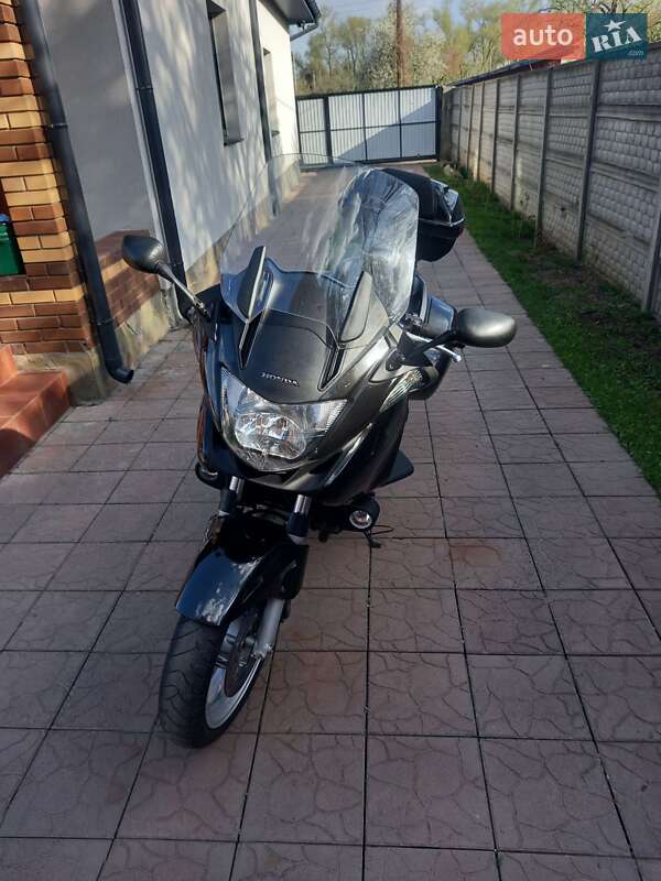 Мотоцикл Туризм Honda NT 700V 2009 в 