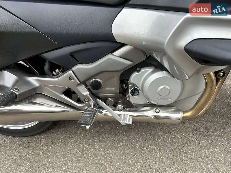 Мотоцикл Туризм Honda NT 700V 2011 в Чернигове