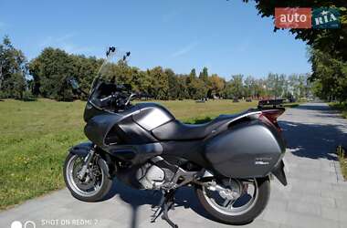 Мотоцикл Спорт-туризм Honda NT 700V 2006 в 