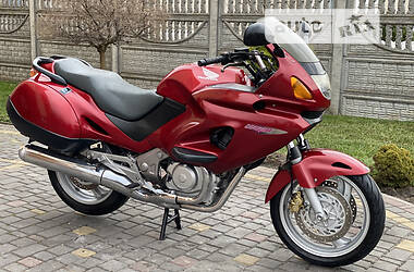 Мотоцикл Туризм Honda NTV 650 (Revere) 1998 в Львове