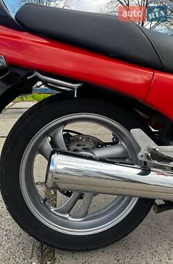 Мотоцикл Классик Honda NTV 650 (Revere) 1995 в 