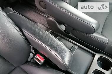 Минивэн Honda Odyssey 2011 в 