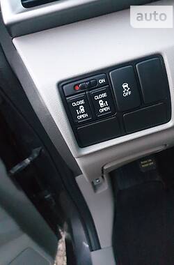 Минивэн Honda Odyssey 2014 в Золотоноше