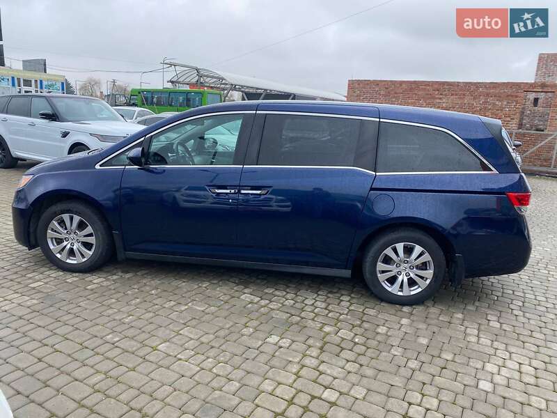 Мінівен Honda Odyssey 2016 в Львові