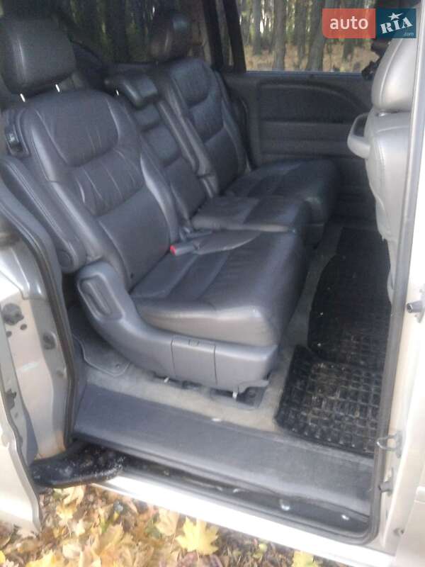Минивэн Honda Odyssey 2006 в Киеве