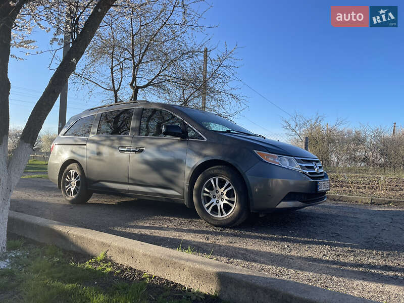 Мінівен Honda Odyssey 2012 в Решетилівці
