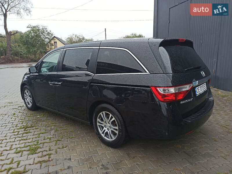 Минивэн Honda Odyssey 2012 в Черновцах