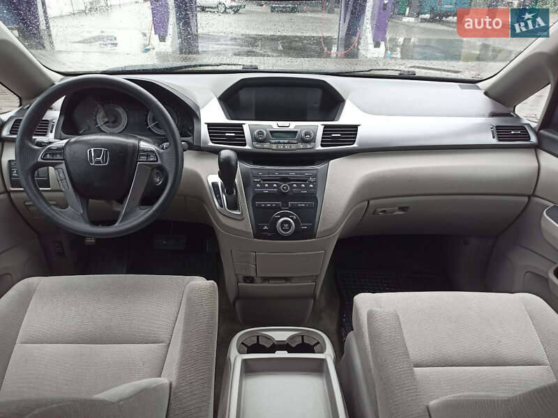 Минивэн Honda Odyssey 2012 в Черновцах