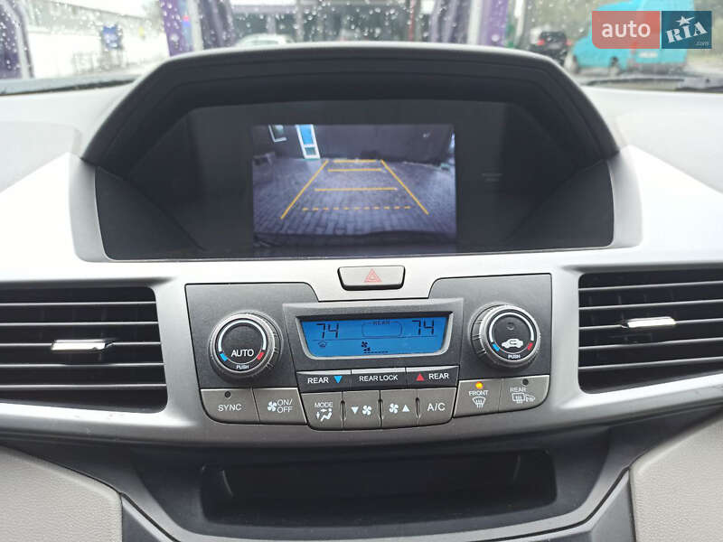Минивэн Honda Odyssey 2012 в Черновцах