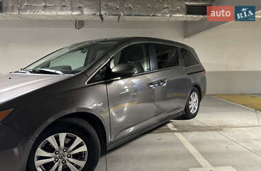 Минивэн Honda Odyssey 2014 в Киеве