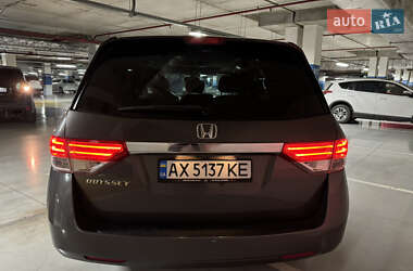 Минивэн Honda Odyssey 2014 в Киеве