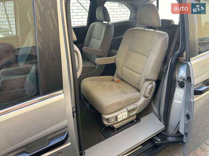 Мінівен Honda Odyssey 2016 в Києві