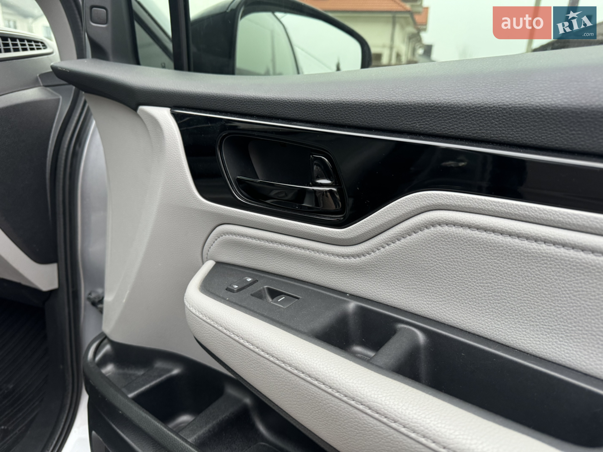2017 Honda Odyssey - мініатюра 65