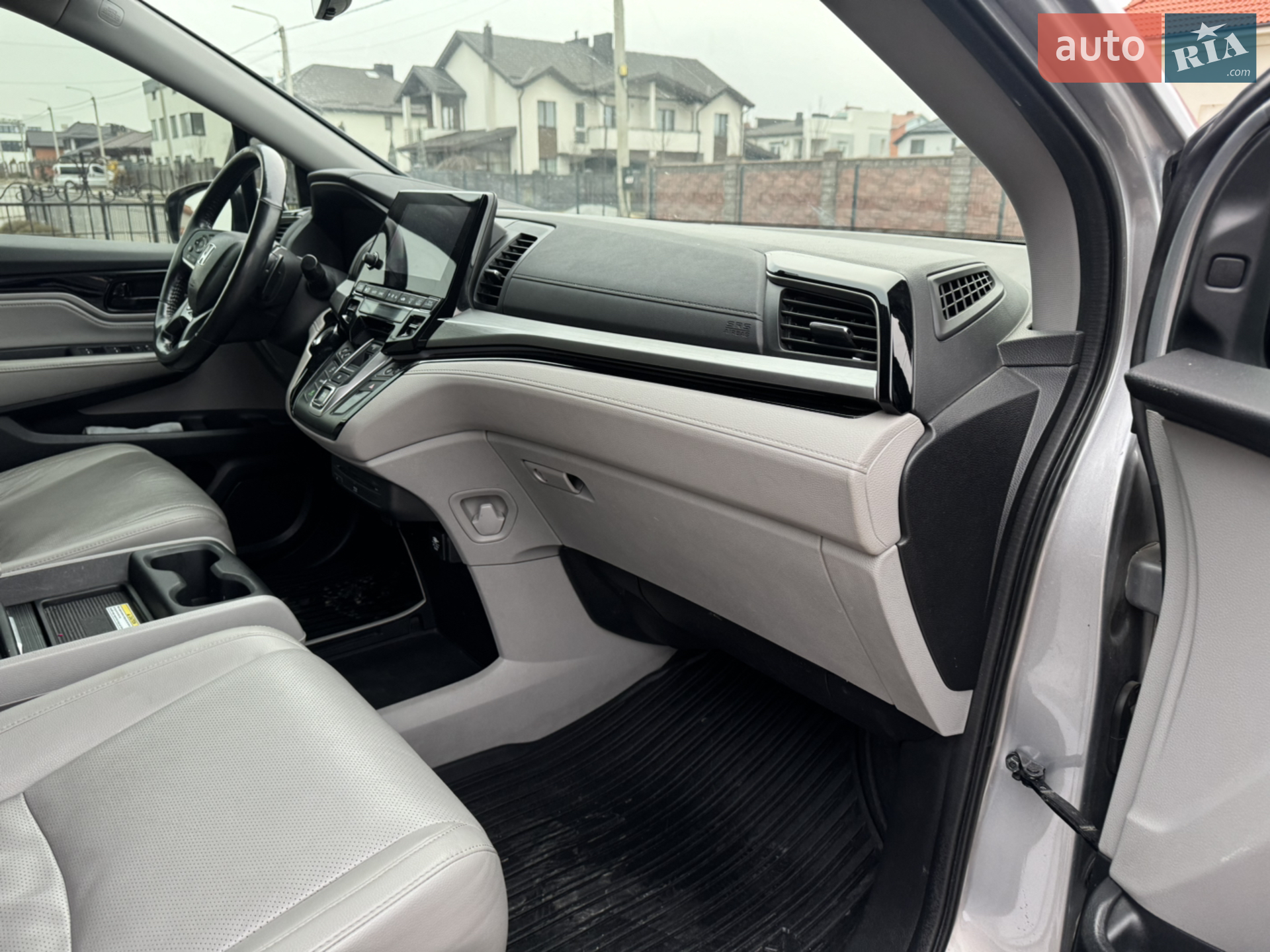 2017 Honda Odyssey - мініатюра 66