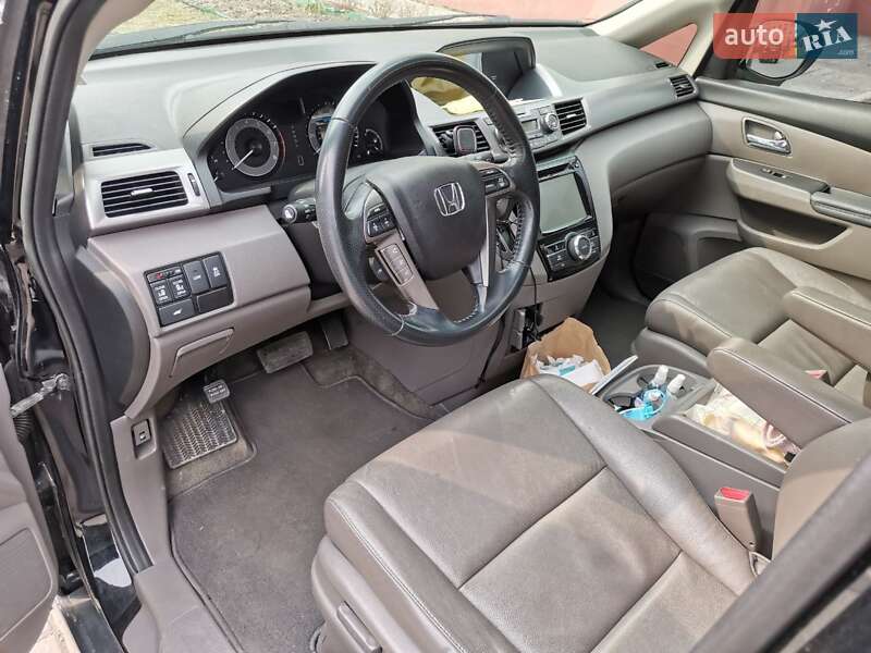 Минивэн Honda Odyssey 2016 в Черкассах
