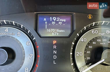 Минивэн Honda Odyssey 2015 в 