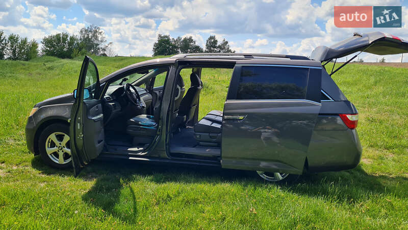 Минивэн Honda Odyssey 2011 в Харькове