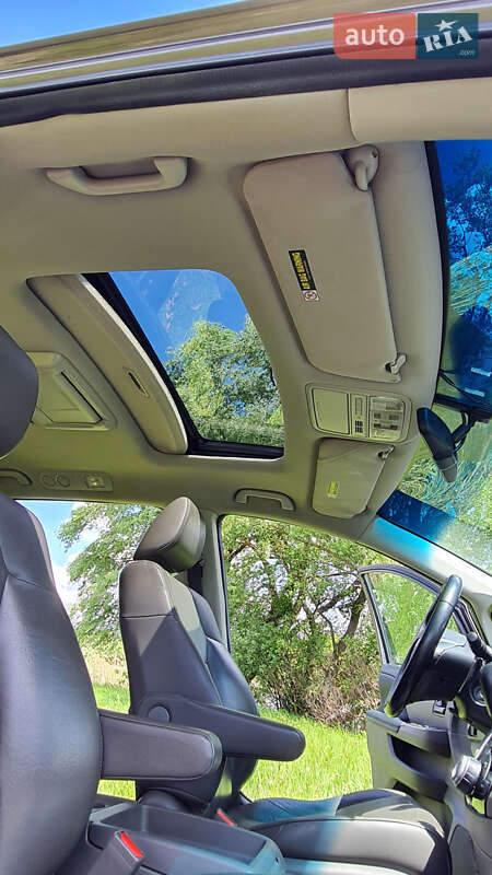 Минивэн Honda Odyssey 2011 в Харькове