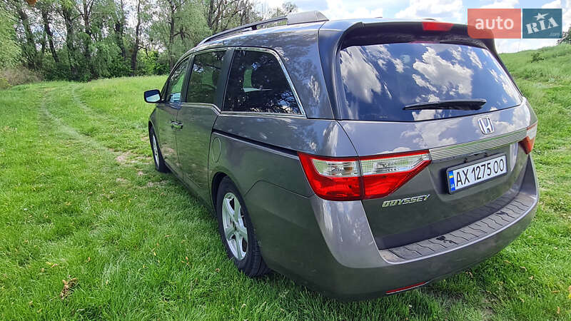 Минивэн Honda Odyssey 2011 в Харькове