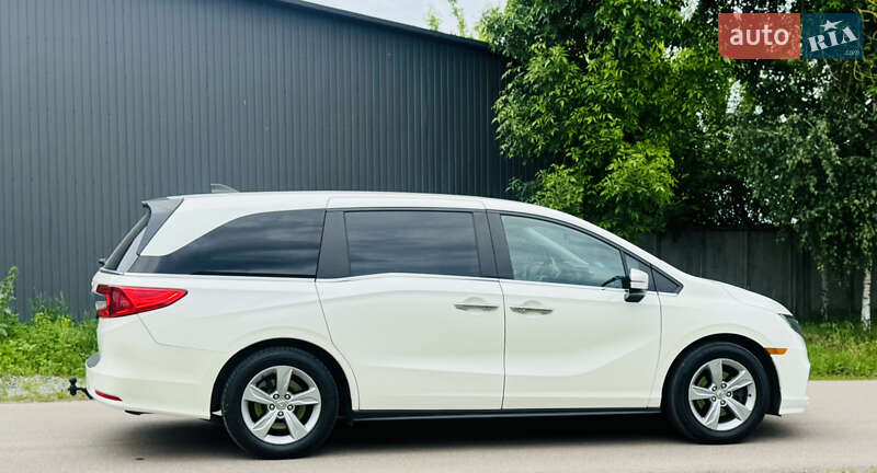 Минивэн Honda Odyssey 2018 в Ровно