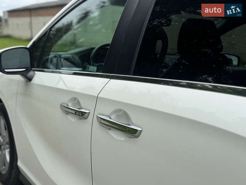 Минивэн Honda Odyssey 2018 в Ровно