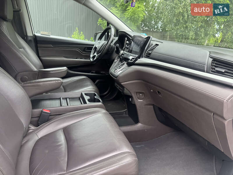 Минивэн Honda Odyssey 2018 в Ровно