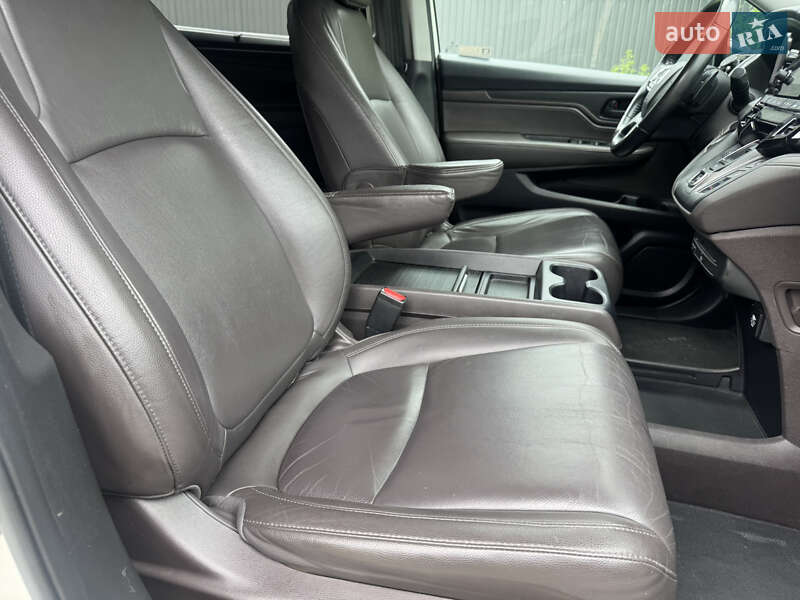 Минивэн Honda Odyssey 2018 в Ровно