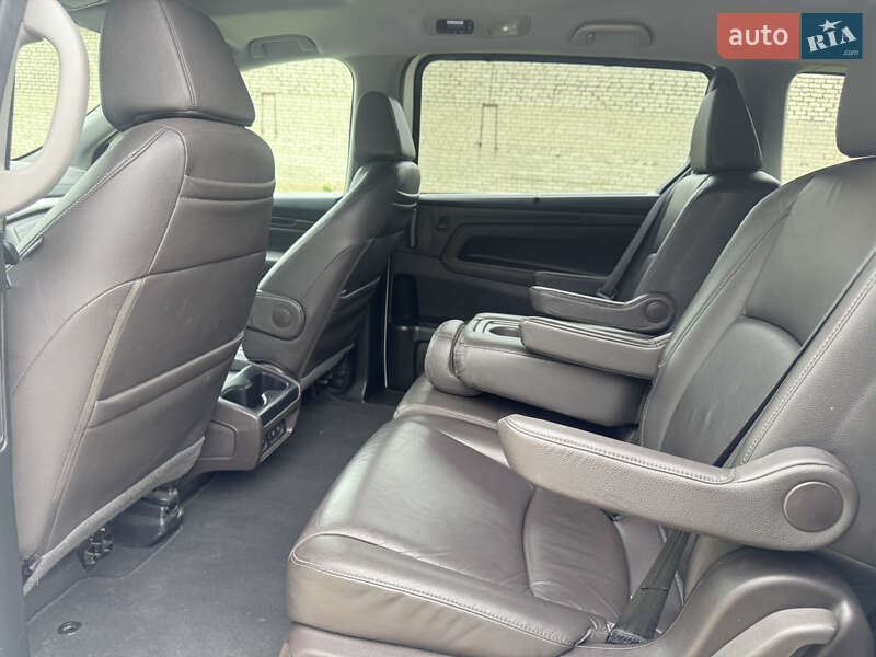 Минивэн Honda Odyssey 2018 в Ровно
