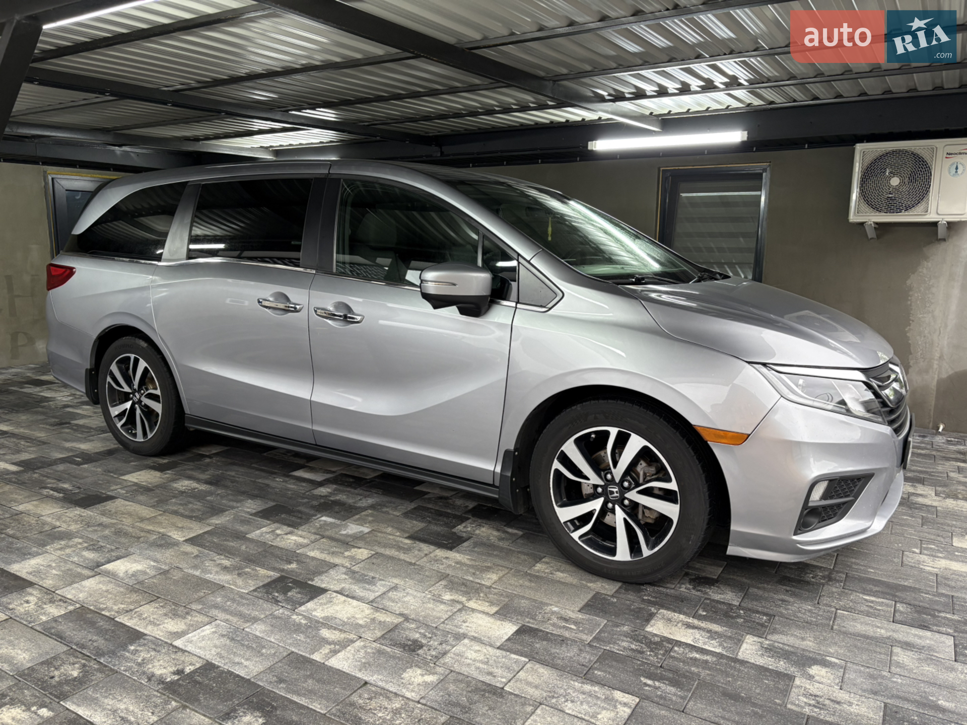2017 Honda Odyssey - мініатюра 2