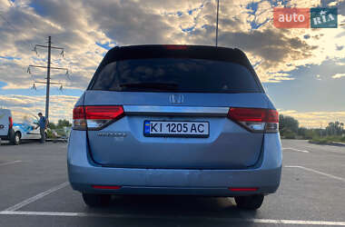 Минивэн Honda Odyssey 2013 в 