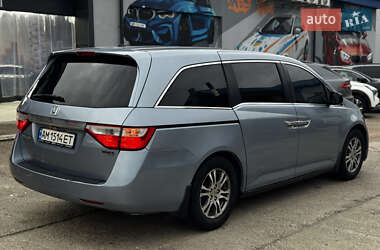 Минивэн Honda Odyssey 2013 в 