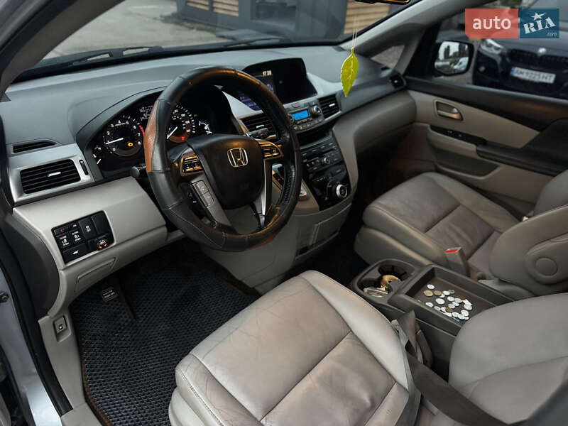 Мінівен Honda Odyssey 2013 в Житомирі фото 20 Мінівен Honda Odyssey 2013 в Житомирі