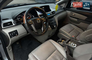 Минивэн Honda Odyssey 2013 в 