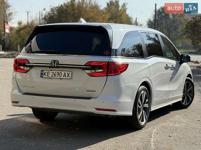 Минивэн Honda Odyssey 2022 в Днепре фото 6 Минивэн Honda Odyssey 2022 в Днепре