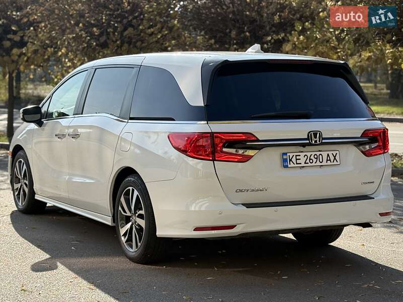 Минивэн Honda Odyssey 2022 в Днепре фото 16 Минивэн Honda Odyssey 2022 в Днепре