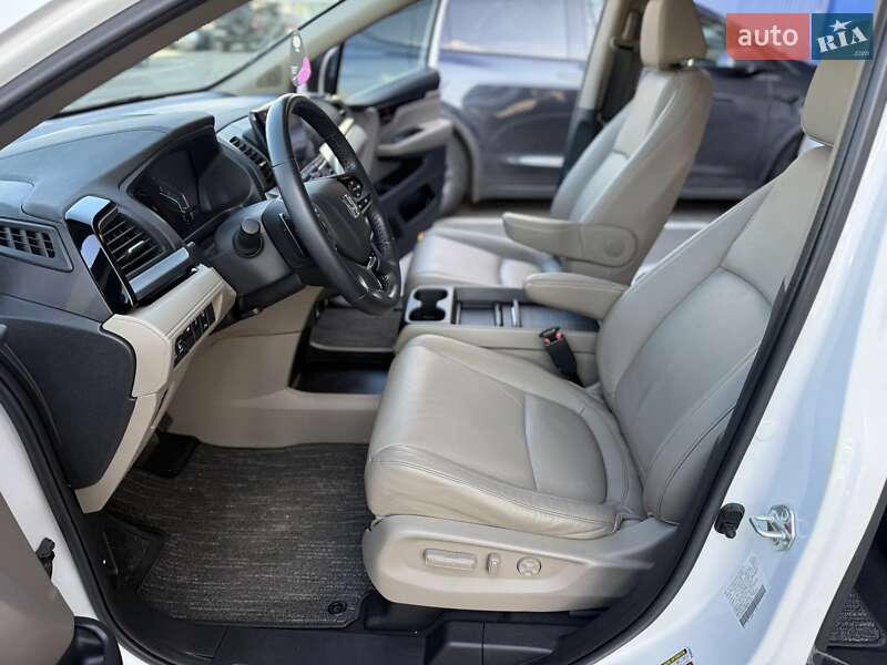 Минивэн Honda Odyssey 2022 в Днепре фото 23 Минивэн Honda Odyssey 2022 в Днепре
