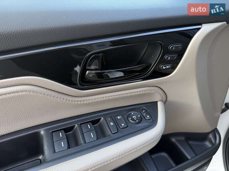 Минивэн Honda Odyssey 2022 в Днепре фото 24 Минивэн Honda Odyssey 2022 в Днепре