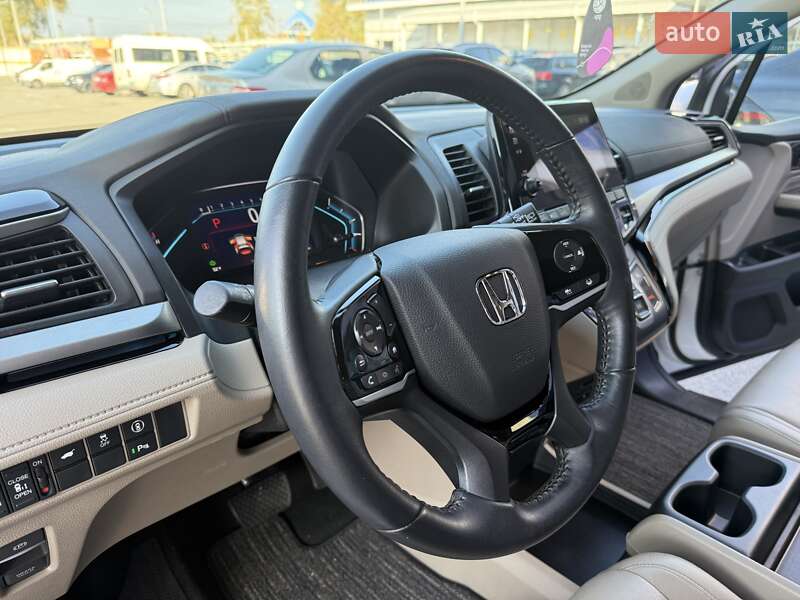 Минивэн Honda Odyssey 2022 в Днепре фото 26 Минивэн Honda Odyssey 2022 в Днепре