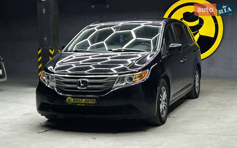 Минивэн Honda Odyssey 2012 в Черновцах