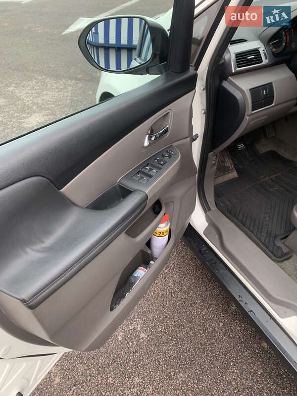 Минивэн Honda Odyssey 2016 в Ровно