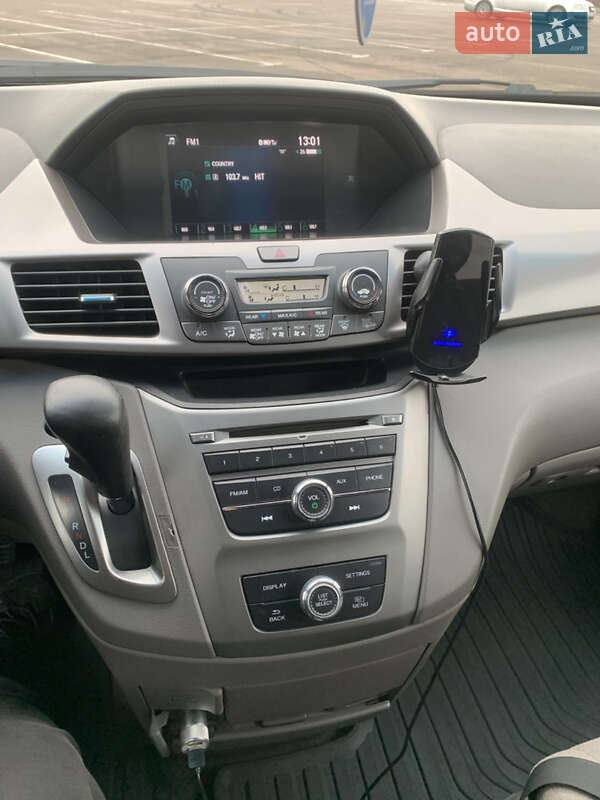 Минивэн Honda Odyssey 2016 в Ровно