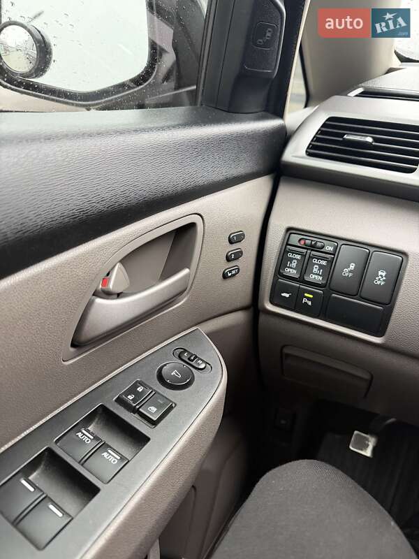 Мінівен Honda Odyssey 2012 в Хусті