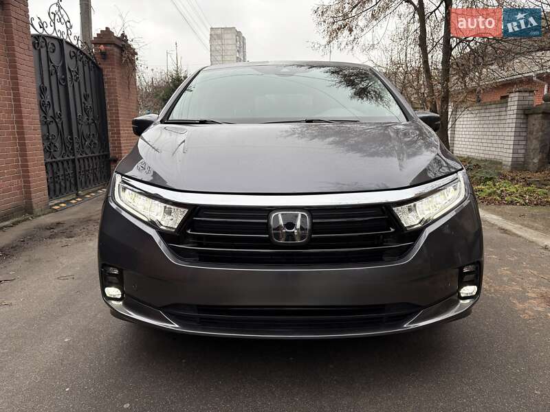 Мінівен Honda Odyssey 2024 в Києві
