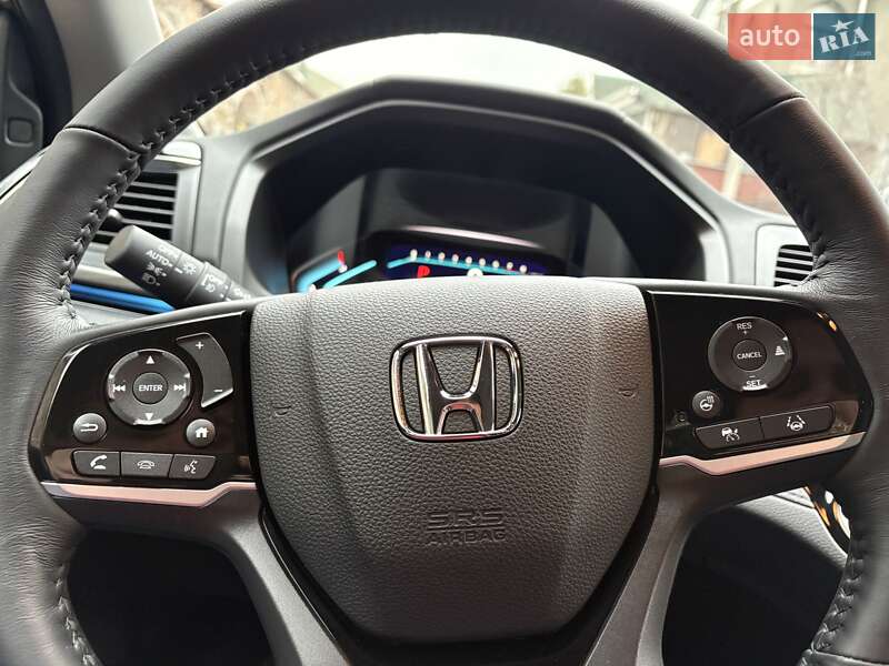 Мінівен Honda Odyssey 2024 в Києві