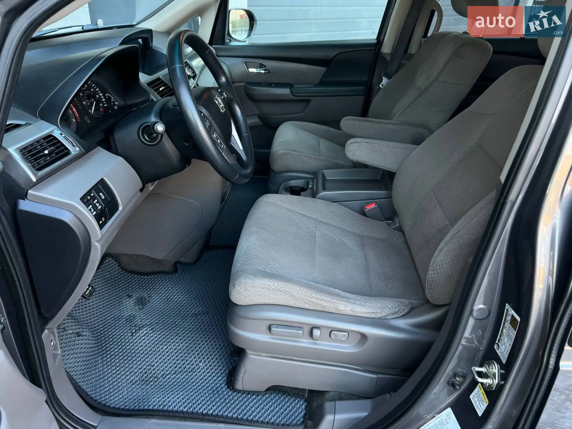 2017 Honda Odyssey - мініатюра 11